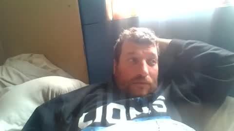 Snapshot of bluedemoneyes1986 chatting on February 8, 7:05 pm bluedemoneyes1986 online show from February 8, 7:05 pm