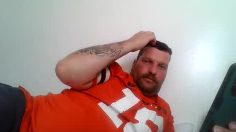 Snapshot of bluedemoneyes1986 chatting on September 25, 7:21 pm bluedemoneyes1986 online show from September 25, 7:21 pm