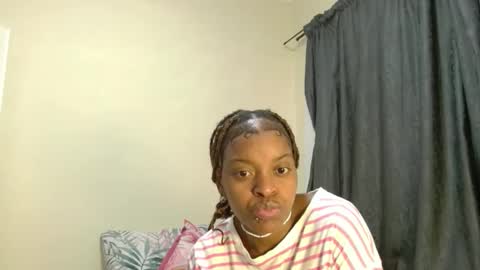 Tee online show from April 18, 9:00 am