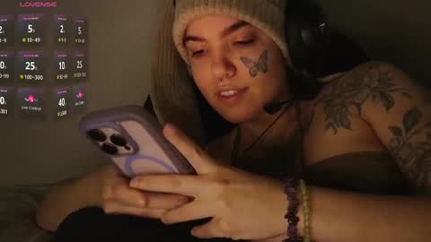 Blue online show from September 27, 5:05 am