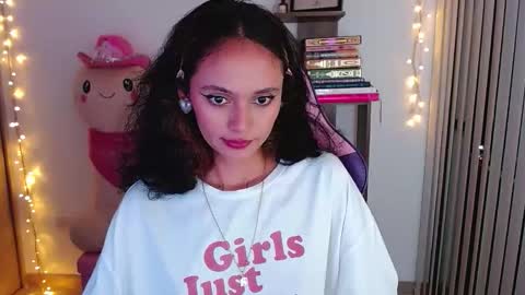 Im Abril .. Nice to meet you  thumb up me please its important  INDEPENDENT MODEL online show from February 6, 12:14 am