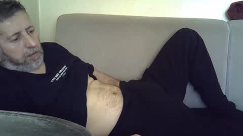 blue online show from March 9, 10:08 am