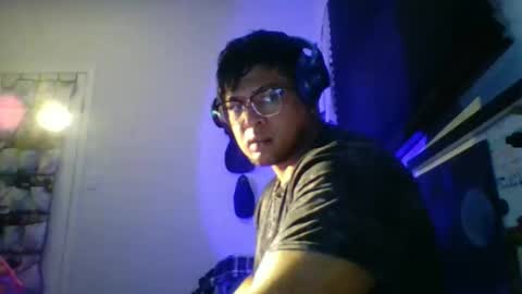 bluevegeta143 online show from March 4, 10:34 am