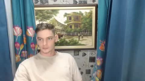blueeyedboyisasia online show from June 13, 4:56 am