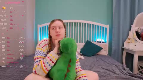 Ellie3 online show from November 20, 12:15 pm