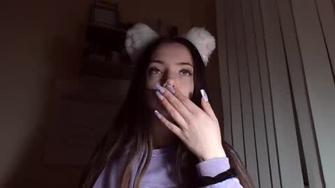 blushed_vita online show from November 9, 8:00 pm