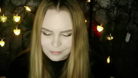 blushing_star online show from March 5, 3:54 pm