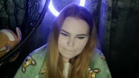 blushing_star online show from April 3, 4:03 pm