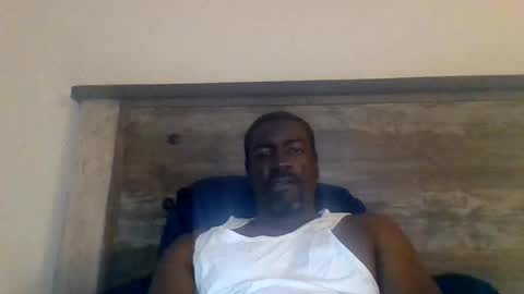 bluuthunder1914 online show from July 22, 2:35 am
