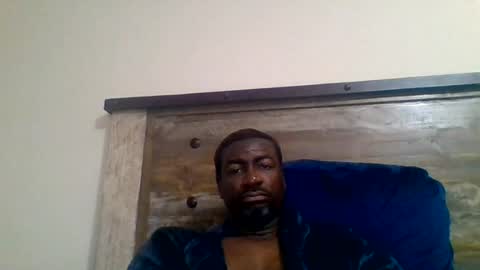 bluuthunder1914 online show from August 4, 2:29 am