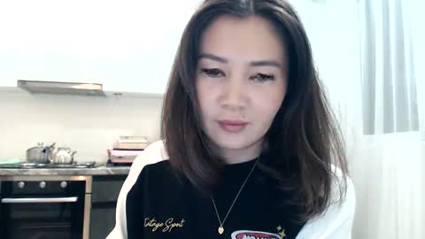 Liya online show from January 13, 4:19 pm