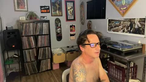 ZuperZexyZounds online show from April 19, 4:24 am