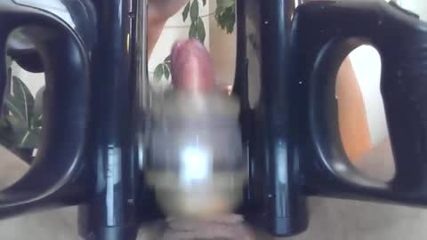 Bobby123 online show from October 29, 2:08 pm