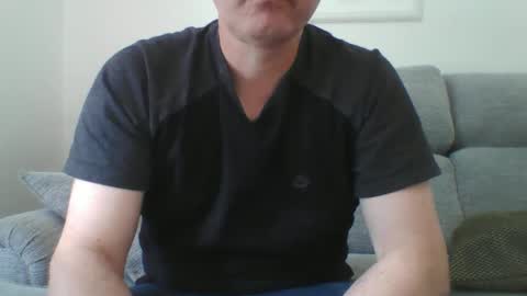 bobby_113 online show from March 3, 12:39 pm