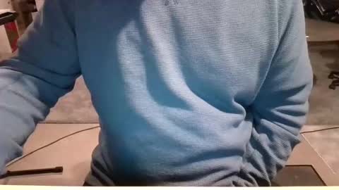 BobbyHill27b online show from January 1, 5:44 pm