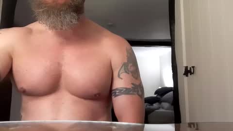 bobthe971662 online show from October 28, 7:04 pm