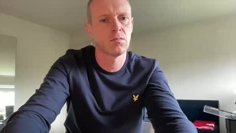 Snapshot of boegieboy76 chatting on October 10, 9:26 am ask me online show from October 10, 9:26 am