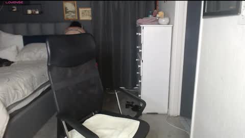 Ningifun couple online show from January 9, 5:51 pm