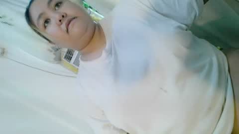 Snapshot of bombastic_darla chatting on September 20, 6:05 am bombastic_darla online show from September 20, 6:05 am