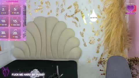 bonieklent online show from March 8, 3:32 am