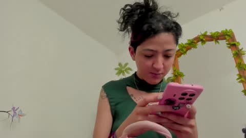   online show from March 17, 11:54 pm