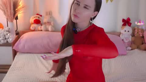 Emma online show from February 7, 2:58 am