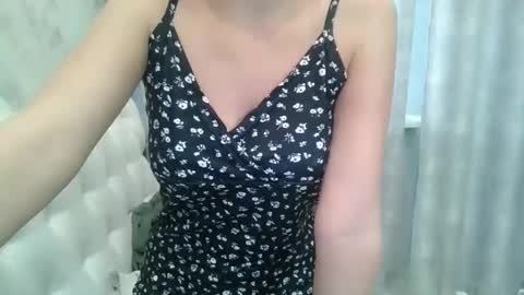 Snapshot of bonnieexcite chatting on September 25, 10:44 am BonnieExcite online show from September 25, 10:44 am