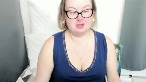 Bonnie online show from February 2, 4:53 am