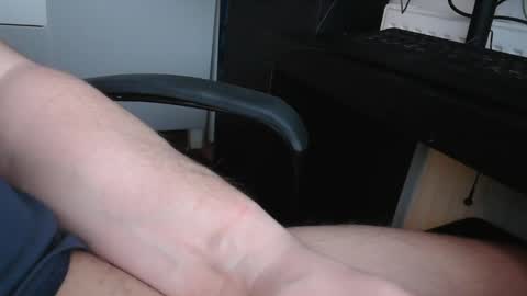 Bonobooy online show from December 14, 1:05 pm