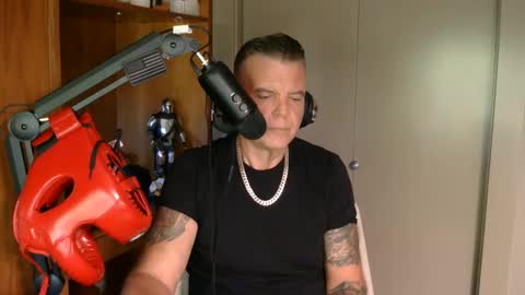 BOSS online show from September 17, 10:02 pm