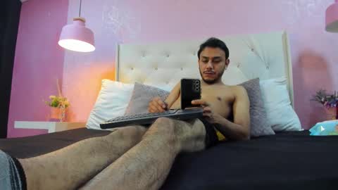 Boss online show from February 14, 1:25 pm