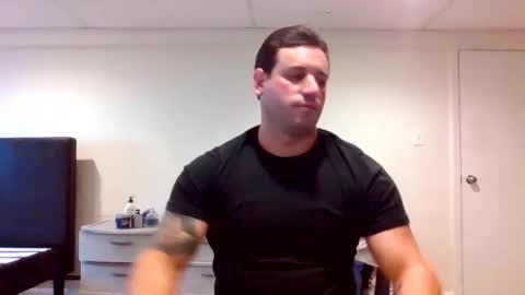 The Italian Boss  online show from November 8, 2:31 pm