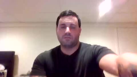 The Italian Boss  online show from December 3, 9:15 pm