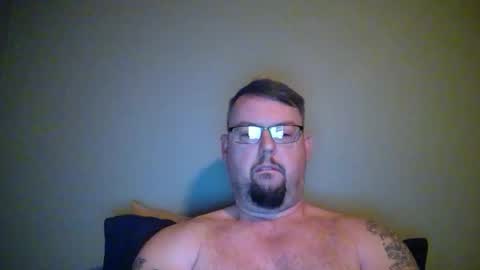 bowtieguy84 online show from April 8, 9:34 am