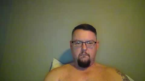 bowtieguy84 online show from March 16, 2:04 am