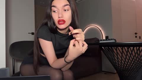 Snapshot of bowtorina chatting on October 14, 8:34 pm Brat and Confident  Real Femdon Not for everyone  online show from October 14, 8:34 pm