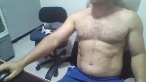 boy_fitbrutal online show from November 18, 12:46 am