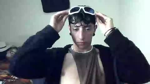 Boy Astro online show from January 20, 4:10 am