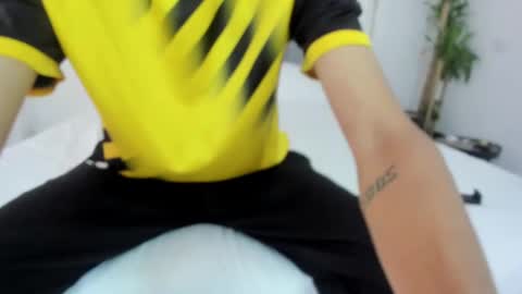 boy_master77 online show from March 9, 5:06 pm