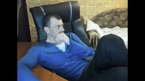 BoyApollon online show from April 2, 5:09 pm