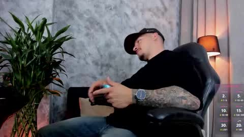 boyc02_ online show from March 17, 1:10 am