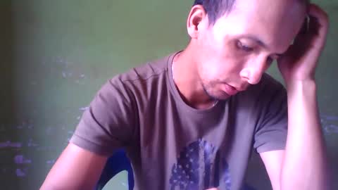 Boy online show from February 2, 4:11 pm