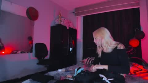 miguel  online show from February 27, 4:57 am