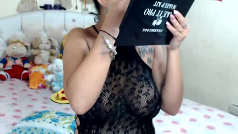 nikky and jeik online show from January 6, 10:26 pm