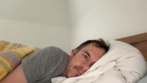 boytoyhh online show from February 1, 9:17 am