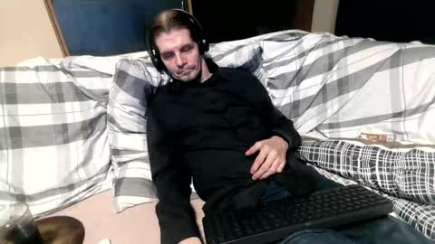 Snapshot of bponie1 chatting on October 4, 4:10 am bponie1 online show from October 4, 4:10 am