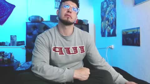 brad hot boy online show from September 9, 2:22 am