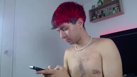 brad_thomson online show from December 17, 2:57 pm