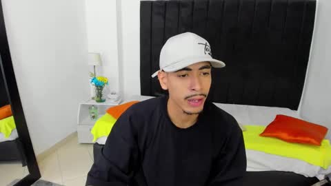 BRAD USMA online show from February 7, 4:06 am