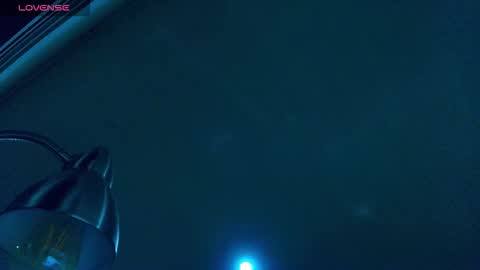 bradkith27 online show from December 5, 1:49 am